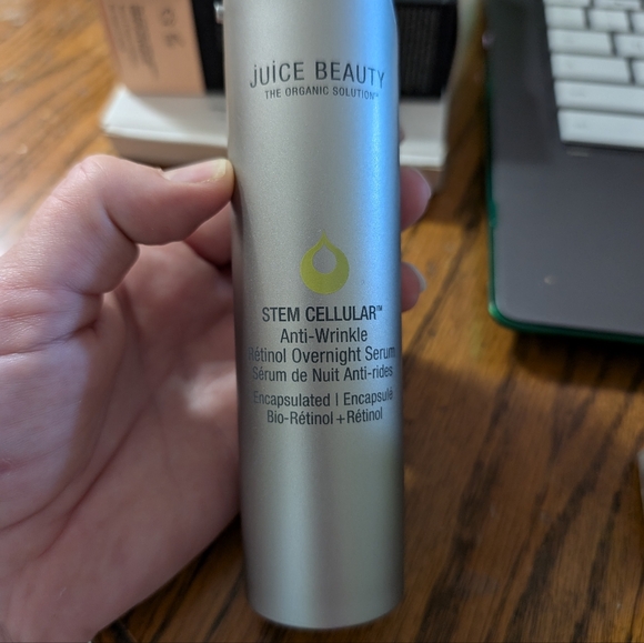 Juice Beauty Stem Cellular Anti-Wrinkle Retinol Overnight Serum 1fl.oz. 30mL - Picture 6 of 8